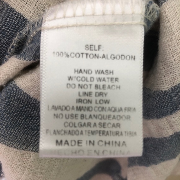 Listicle High Low Bell Sleeve Boho Top Medium - Picture 8 of 9